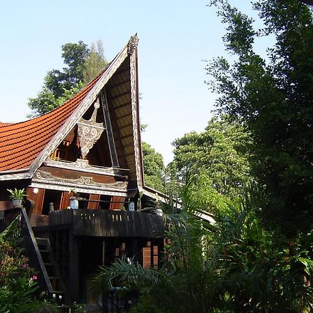 Liberta Homestay ตุกตุก ภายนอก รูปภาพ